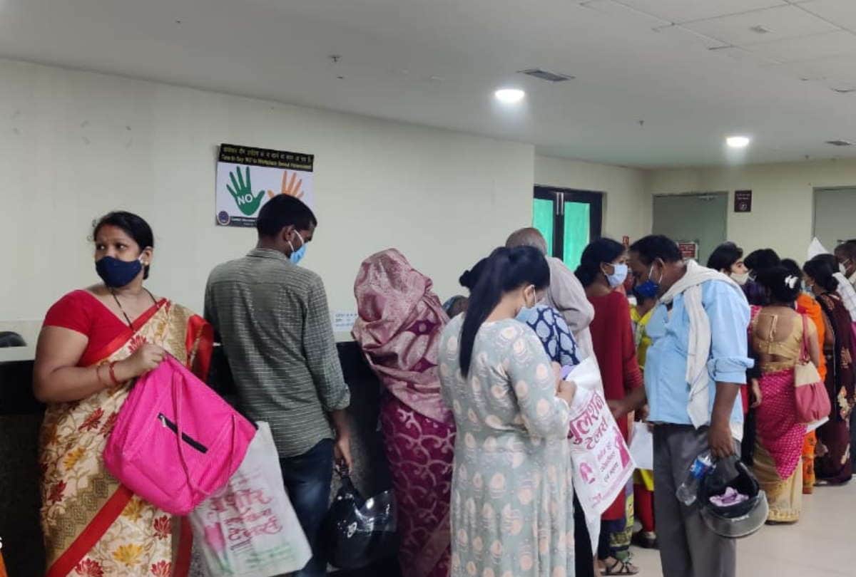 Gorakhpur AIIMS news stampede broke out due to more patients arrived in aiims