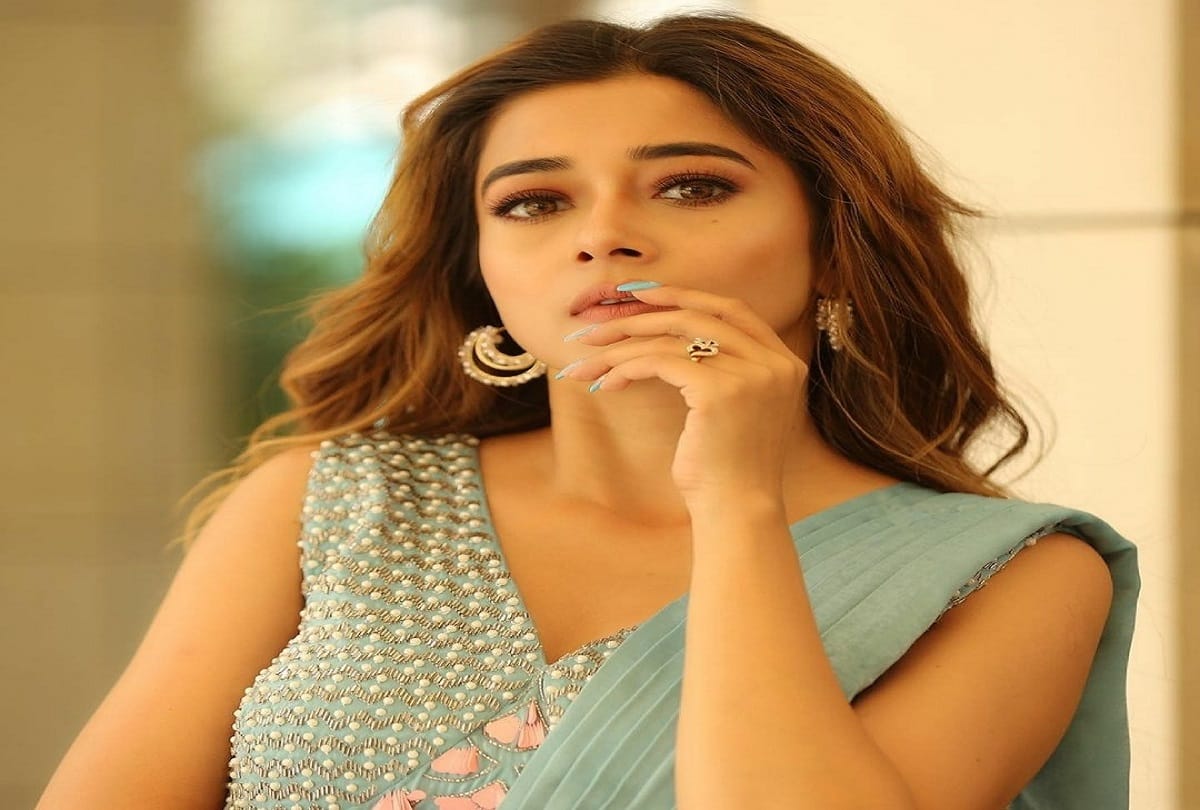 tina dutta latest beautiful dress in hindi