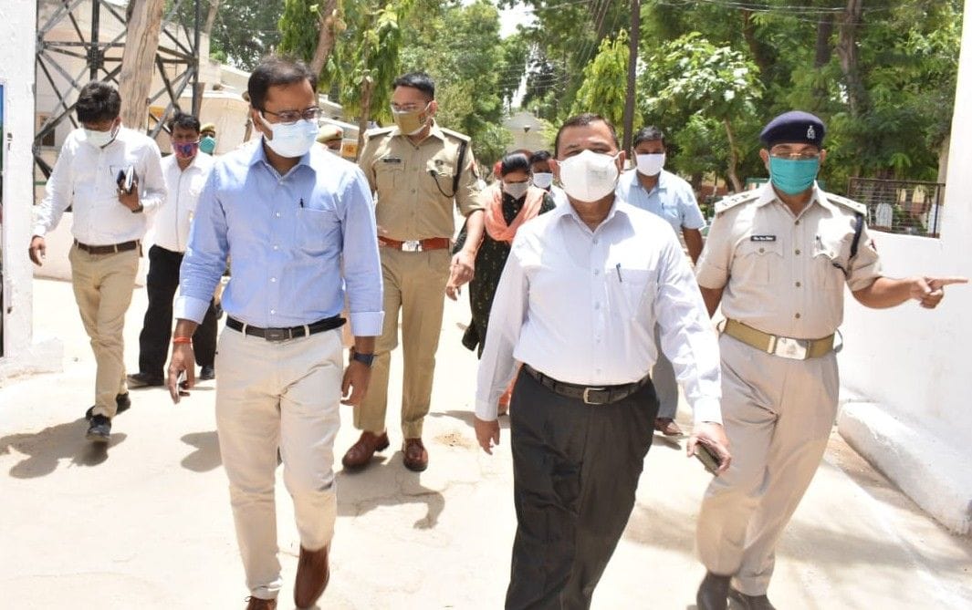 Hathras: Cleanliness and food arrangements found in jail