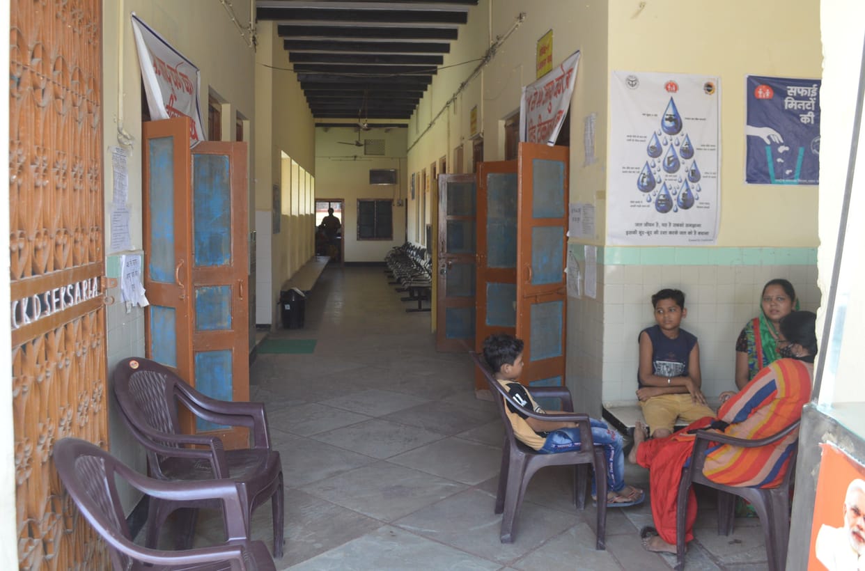 Hathras: Vaccine to protect against corona ends at all centers of the district