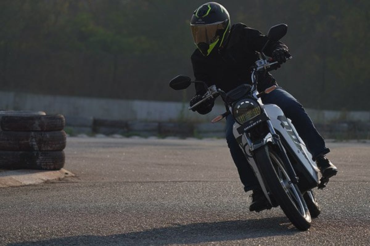 gravton quanta moped launch in india at price 99000 gravton quanta electric bike price in india quanta electric bike booking