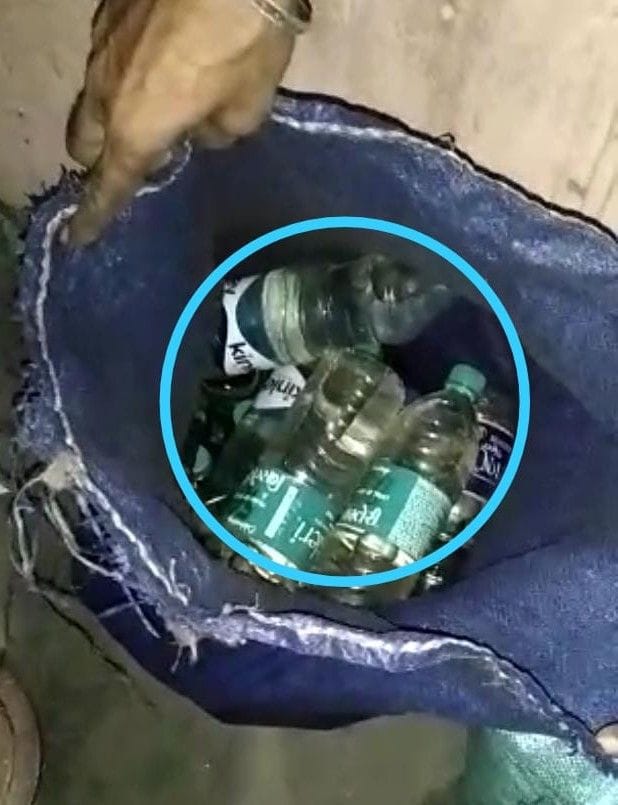 Hathras: 62 liters of diesel found locked in two sacks in the workshop of Hathras depot