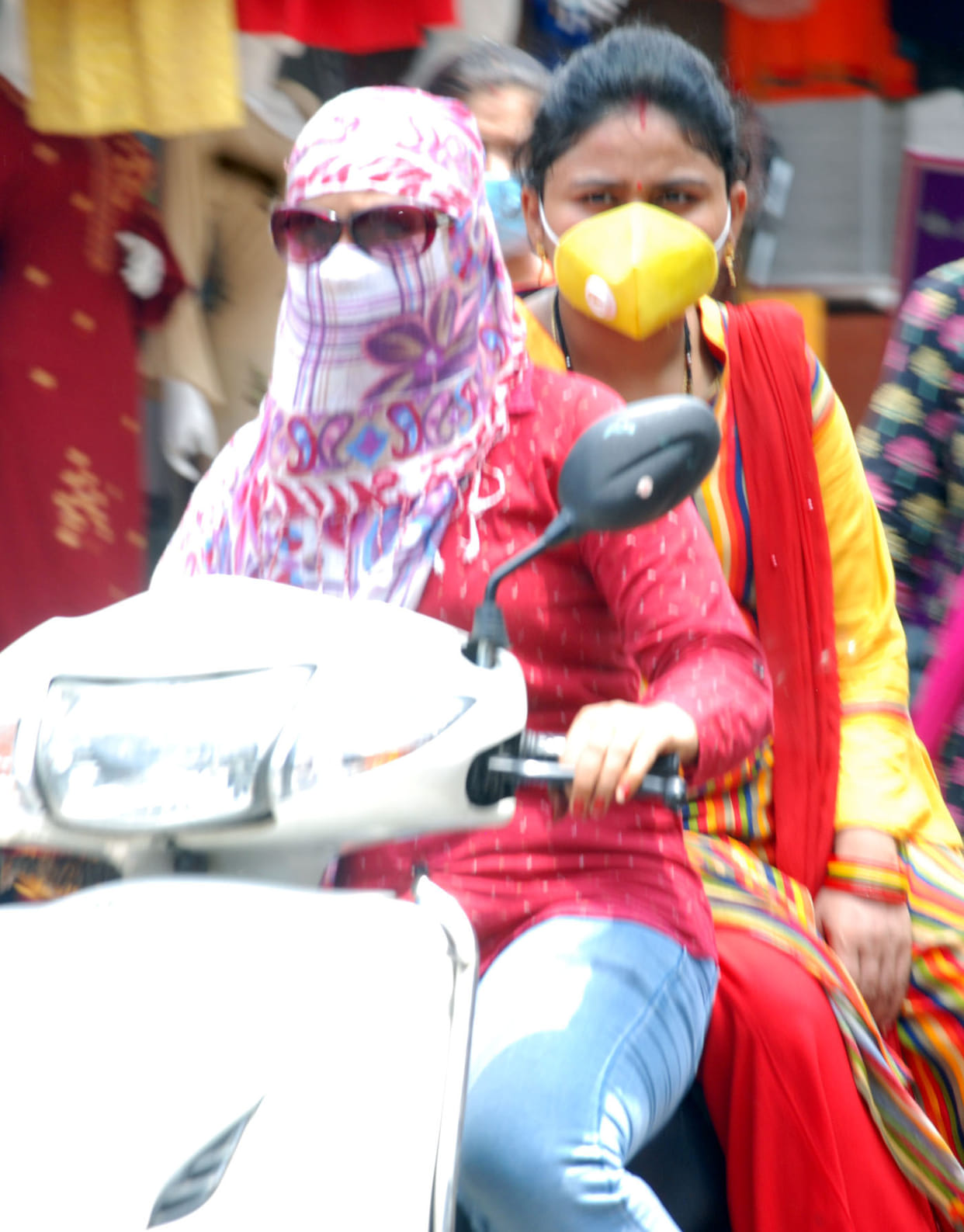 Fierce heat wreaking havoc, mercury reached 42