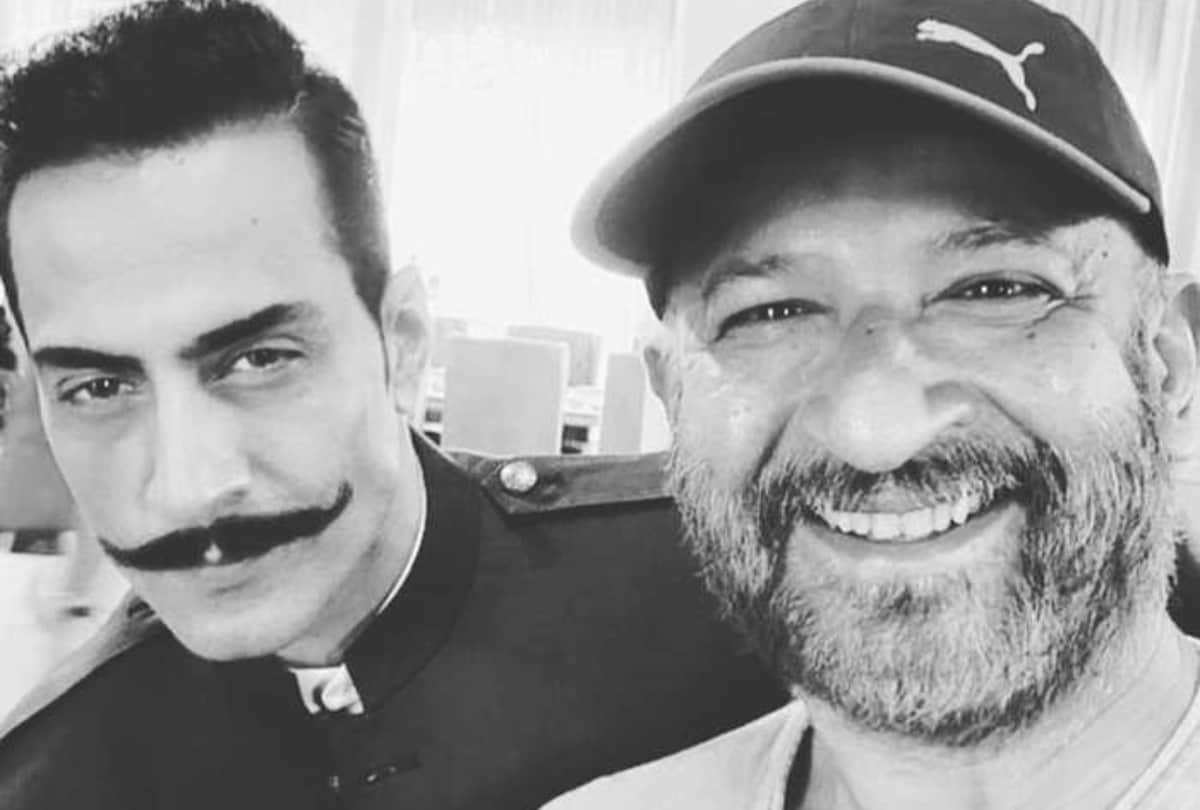Sudhanshu Pandey Has Met Raj Kaushal Couple Of Weeks Ago Says Last Selfie Together