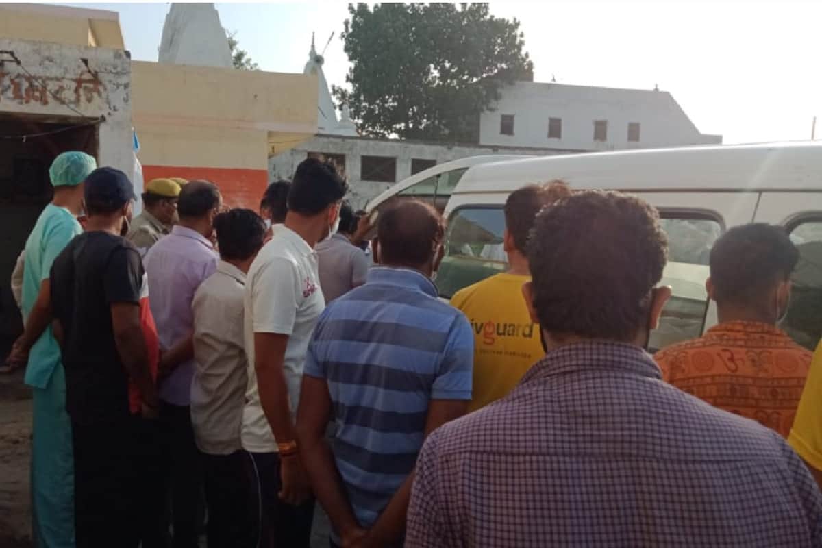UP Crime News: Three people have murdered in three village and fear in the citizens in Meerut