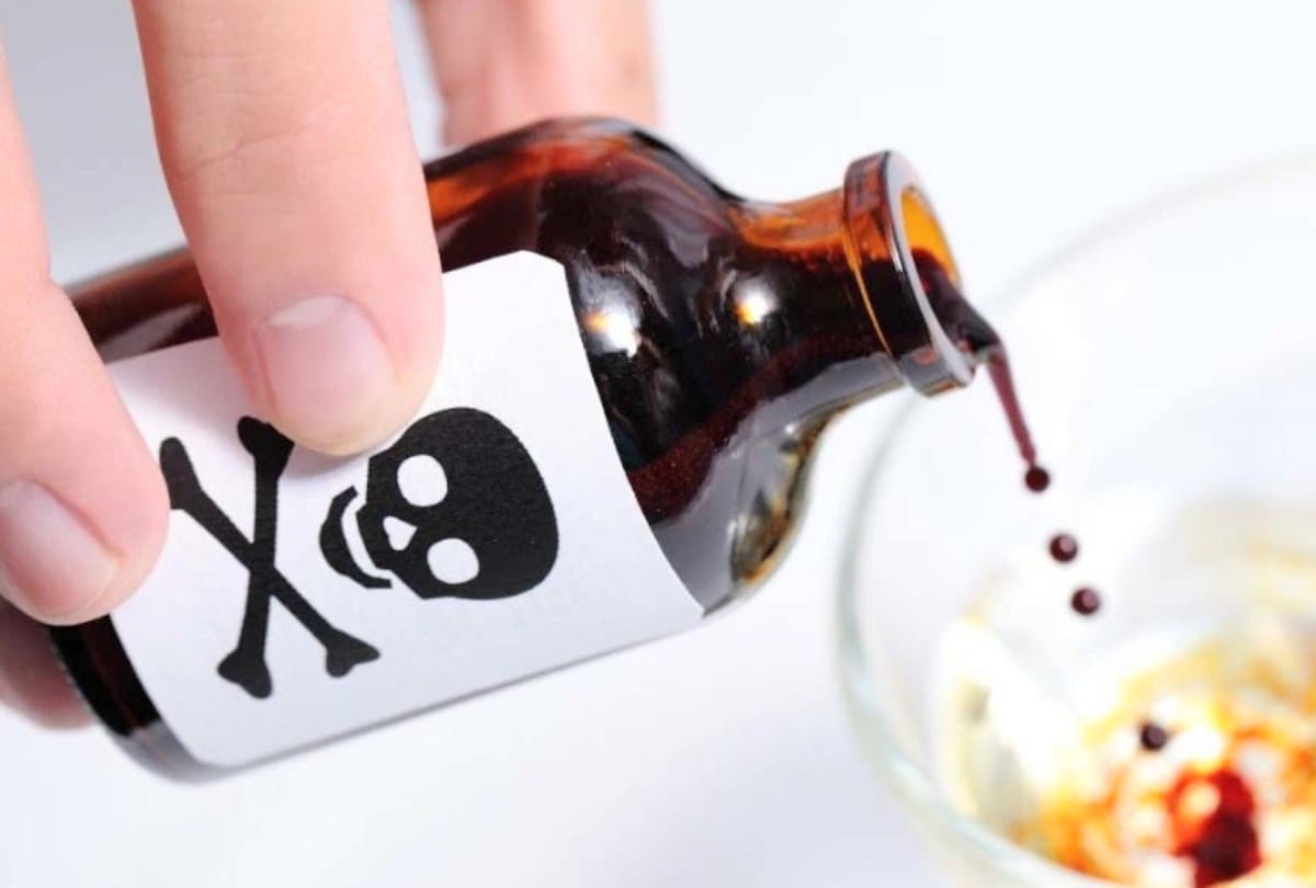 boy and girl student consumed poison Inter College mirzapur both are  hospitalized