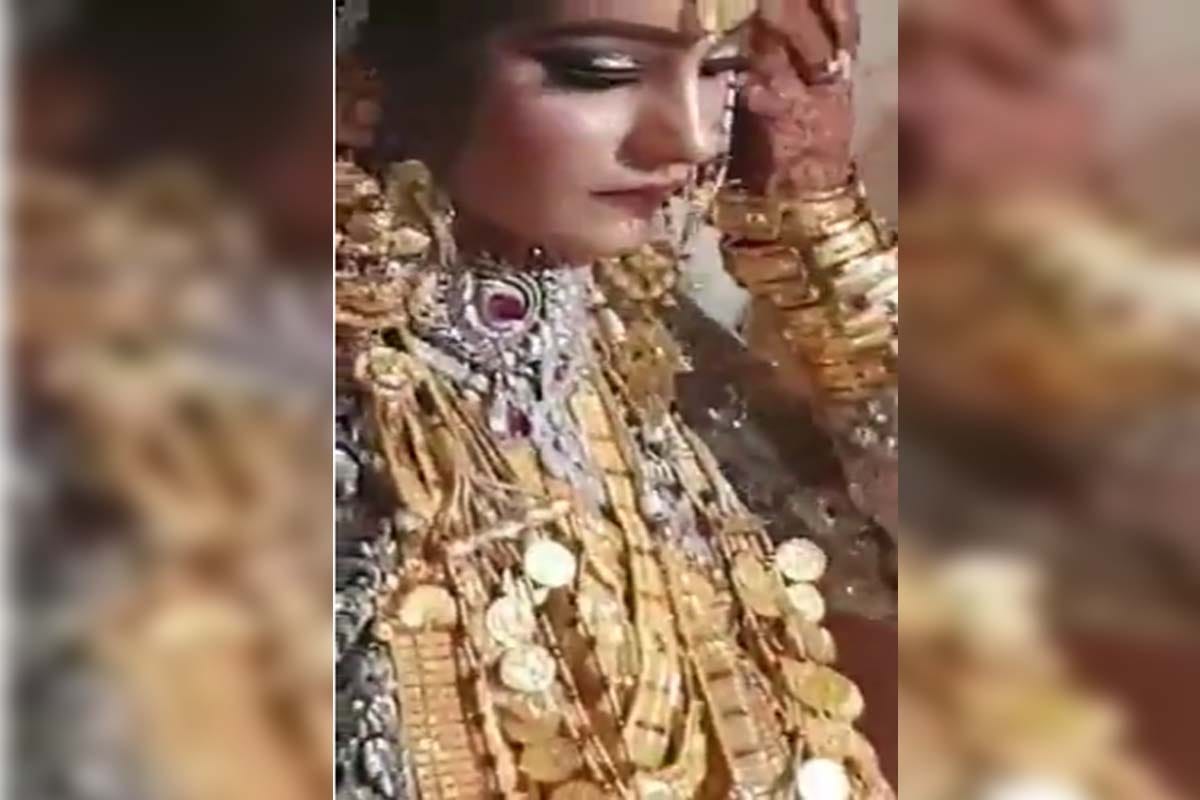 Shamli: Video of giving cash and jewelery in Shagun goes viral, police sent information to Income Tax Department