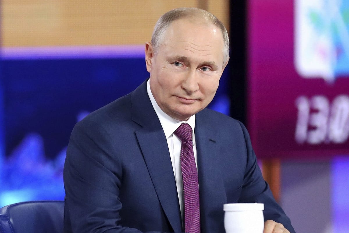 Russia following a strategy to further increase its penetration in Southeast Asia through its coronavirus sputnik v vaccine