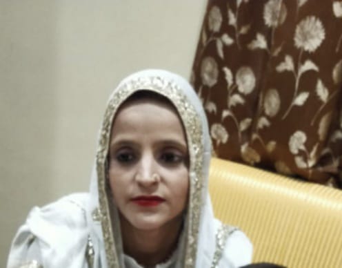husband killed his wife, reached police station