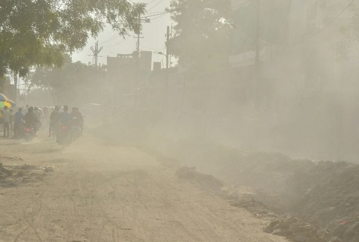 Agra Smart City Project Not Done In Time Read Full Story Of Agra Road And Drain