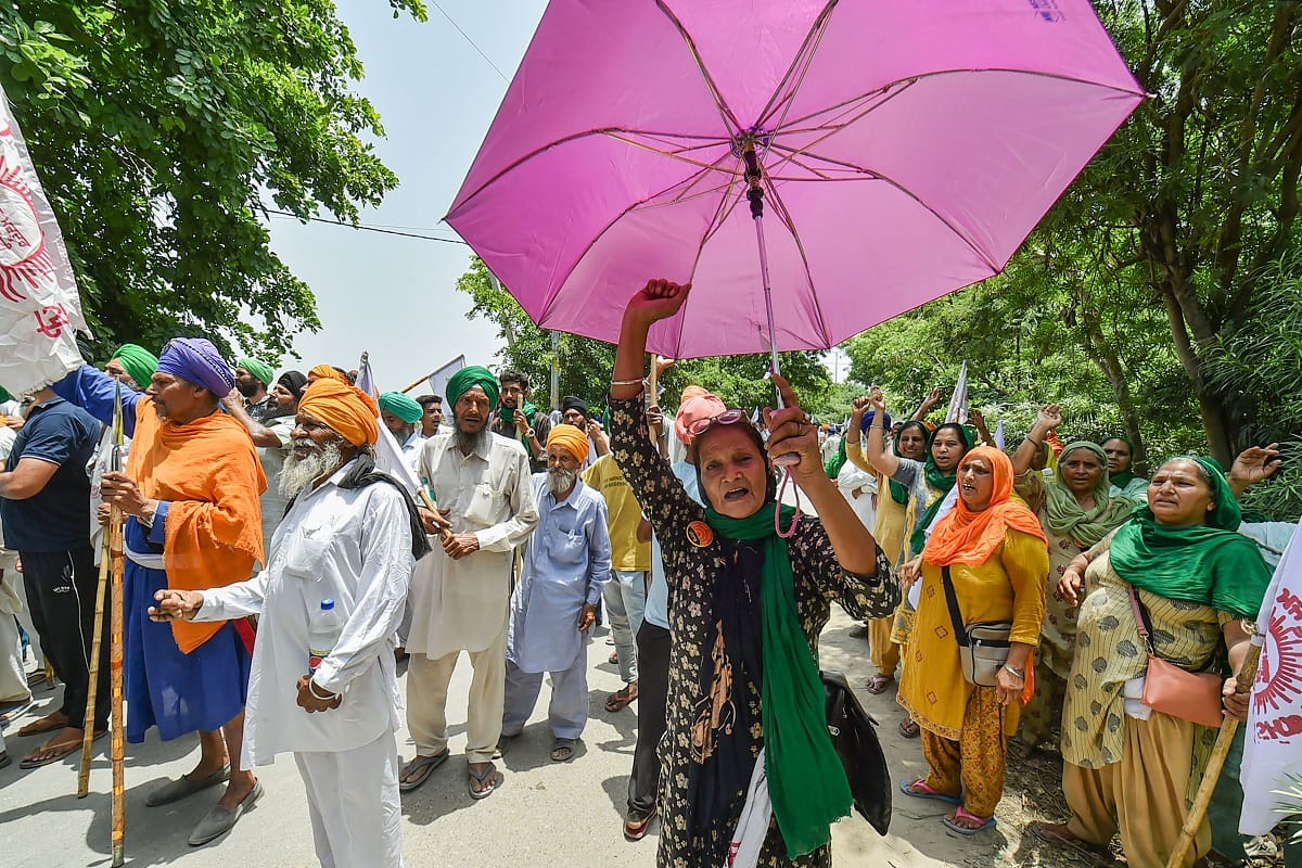 Kisan Andolan: young farmers gets security responsibility after fight with BJ workers