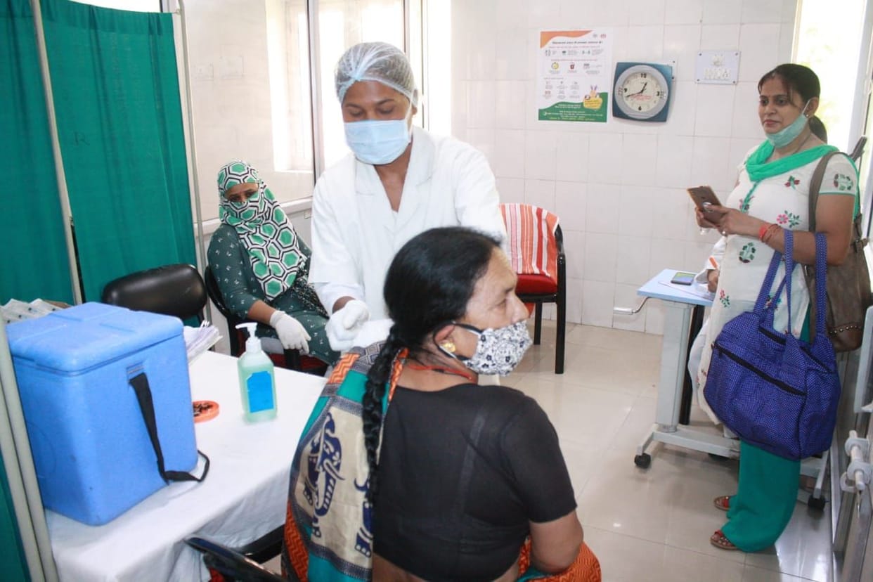 4900 doses received, today the city will be vaccinated at 22 centers
