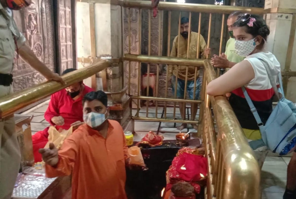 Temples open in himachal pradesh devotees paid obeisance shaktipeeth in himachal pradesh