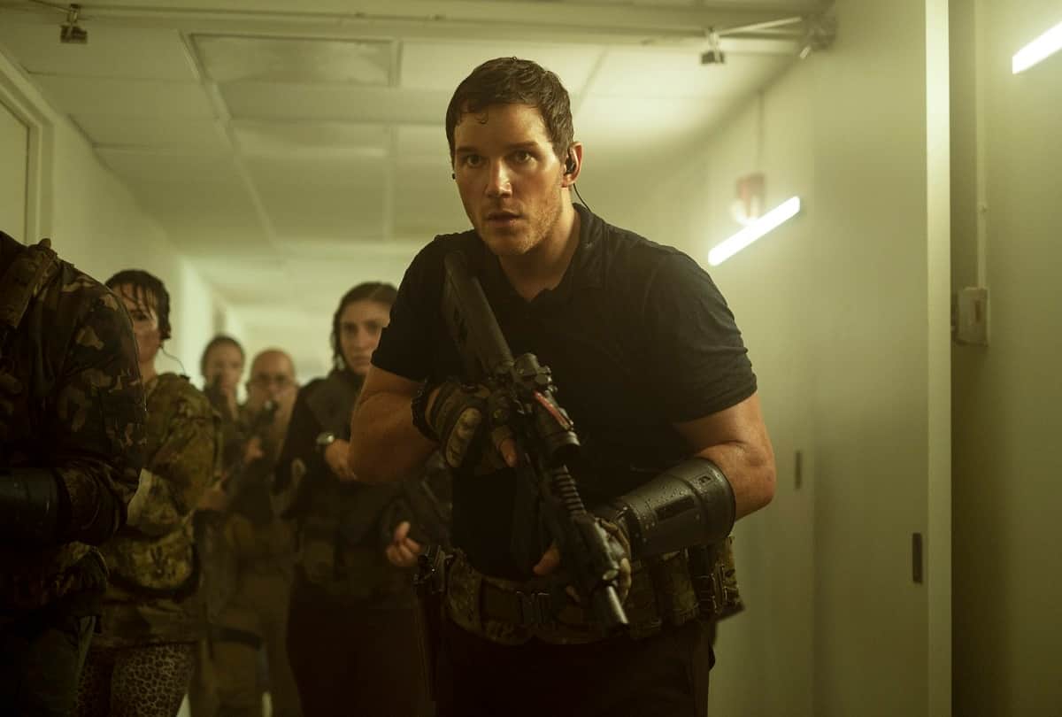 The tomorrow war review by Pankaj Shukla Chris Pratt Yvonne Strahovski J. K. Simmons Chris McKay prime video
