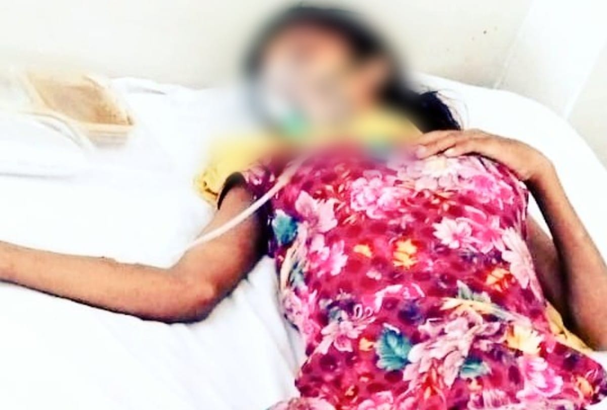 Husband left wife after love marriage in agra