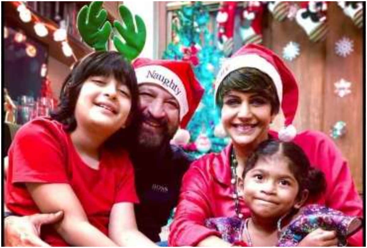 Mouni Roy supports Mandira Bedi after Raj Kaushal death, Says My Baby Strongest