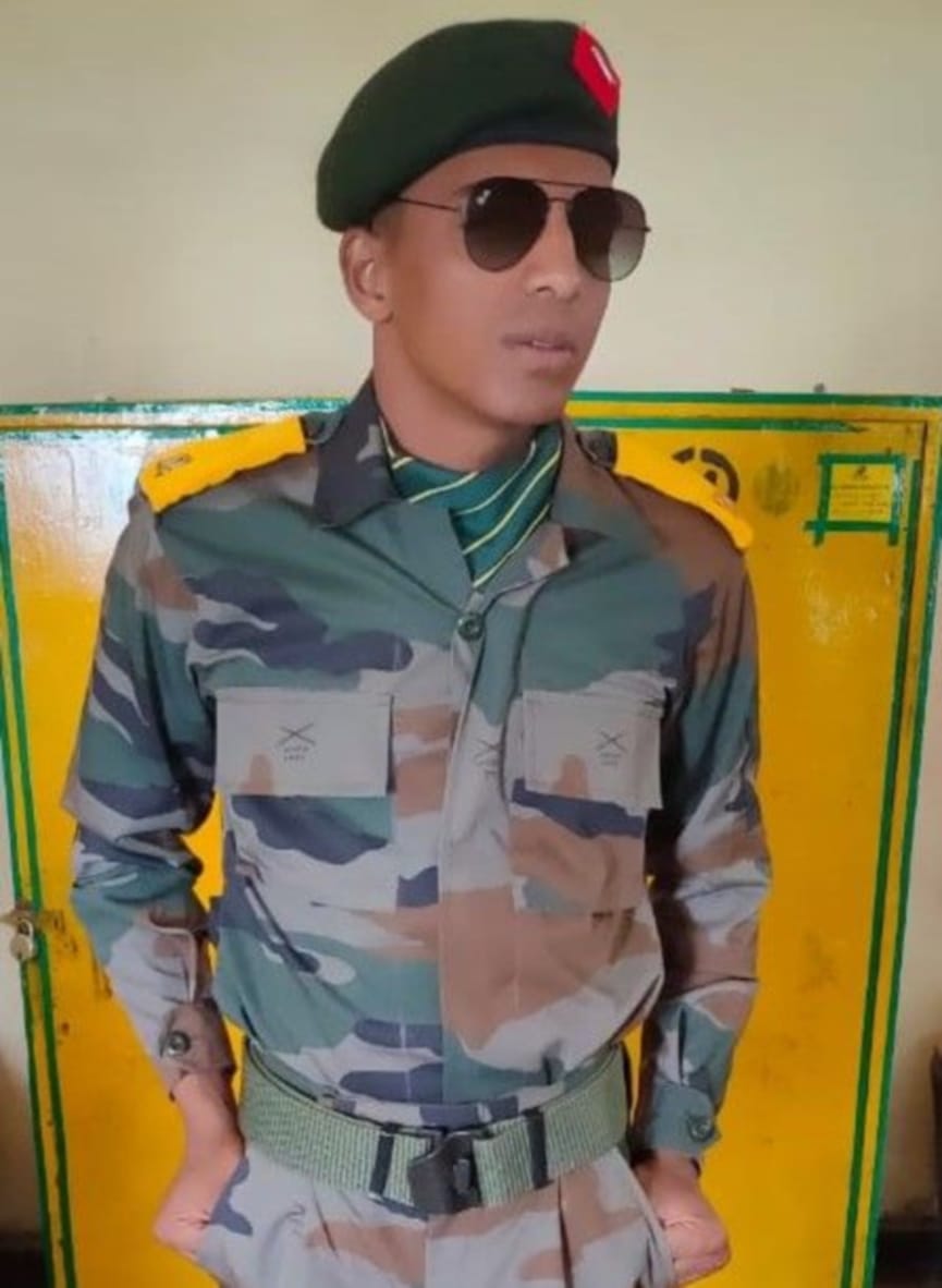 sikkim army vehicle accident news : alomra brijesh rauteal martyr