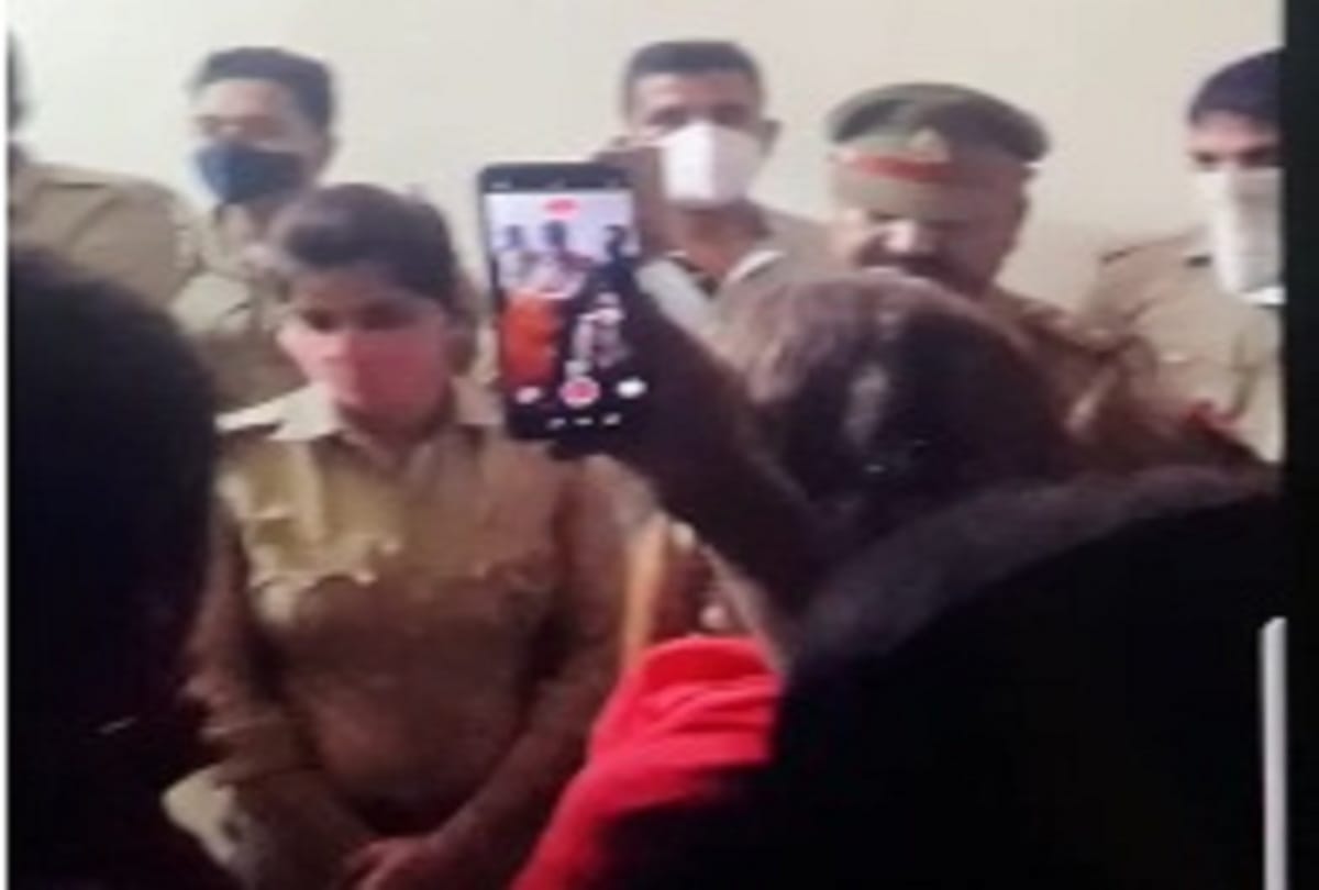 New twist in case of attack on Munnavar Rana son Tabrez had fired on himself