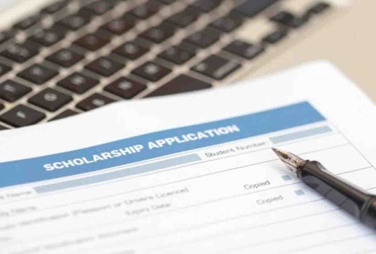 Kanpur: Seven thousand students did not get scholarship