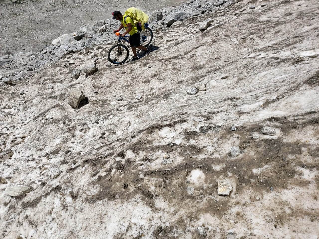 uttarakhand news : somesh reached satopanth on bicycle, watch photos