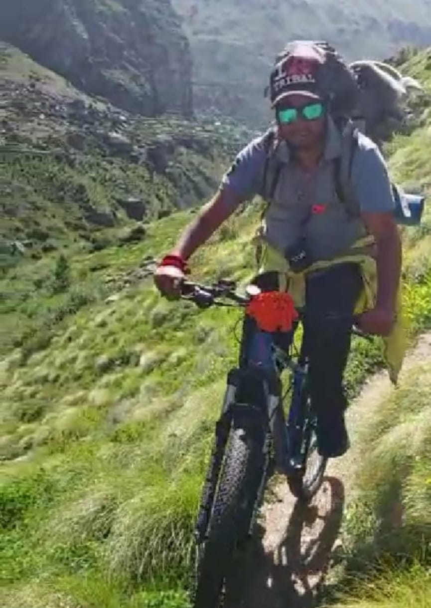 uttarakhand news : somesh reached satopanth on bicycle, watch photos