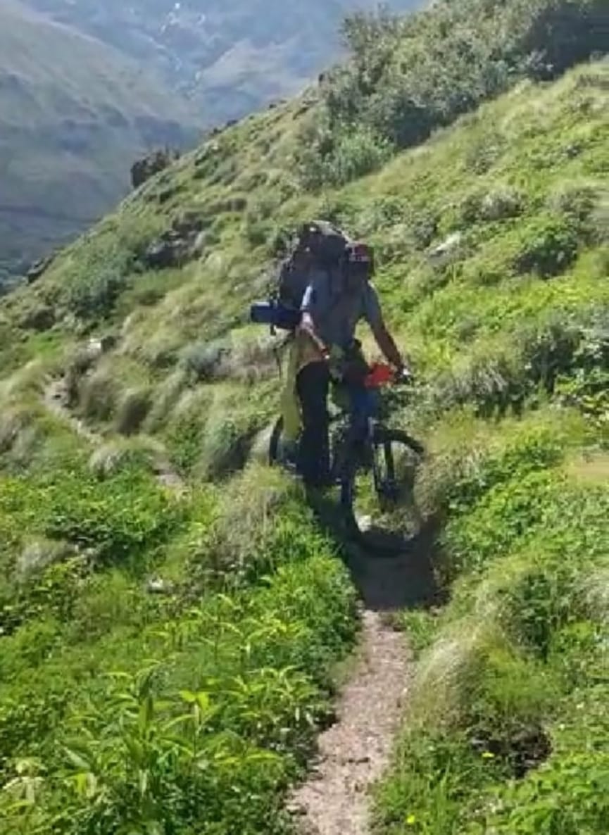 uttarakhand news : somesh reached satopanth on bicycle, watch photos