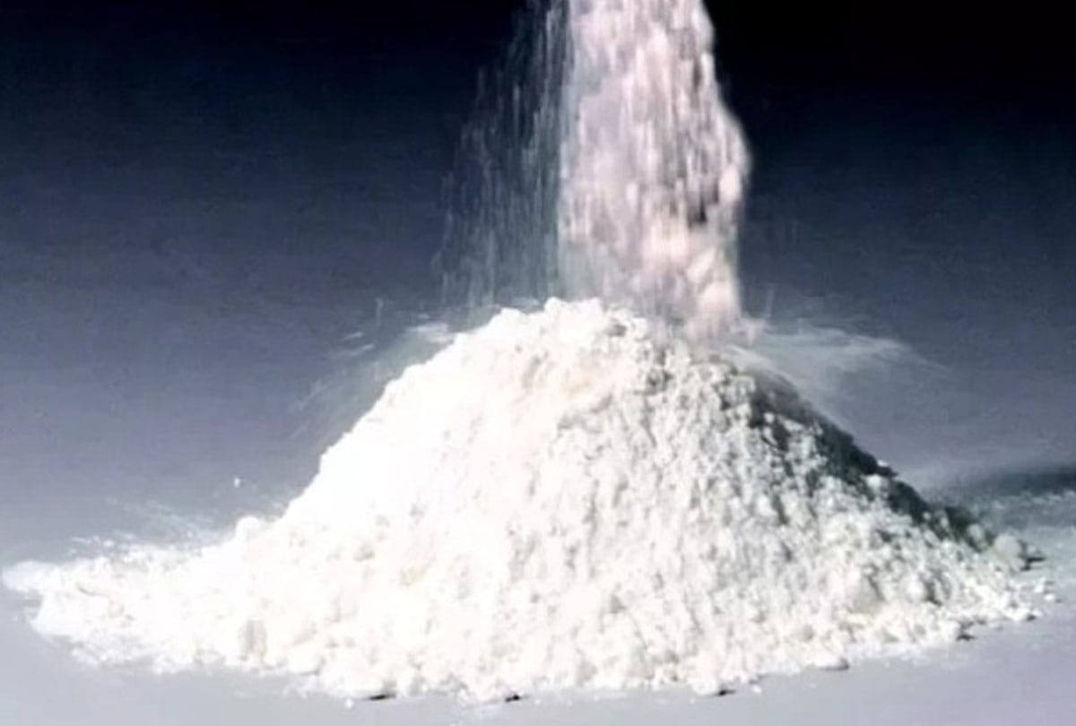 Fake white cement manufacturing factory caught in kanpur