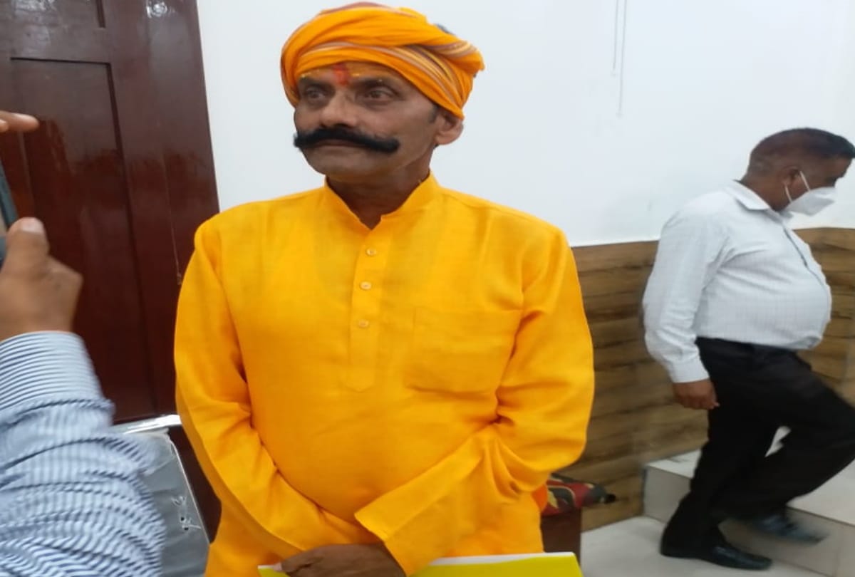 BJP candidate Girish Chandra Tiwari Zila panchayat Adhyaksh Chunav 2021