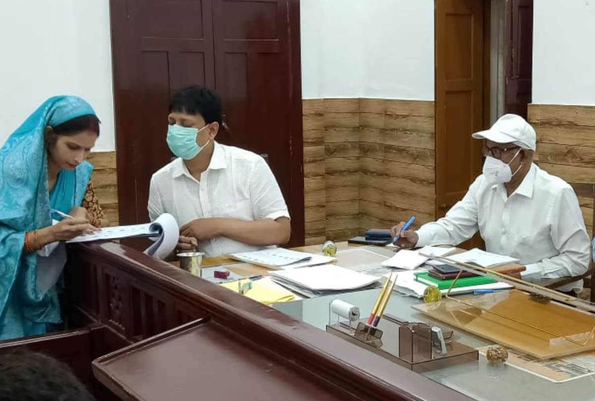 Up Zila Panchayat President Election 2021 Updates Polling In Gorakhpur basti mandal Districts For Panchayat President Vote Counting And Result News