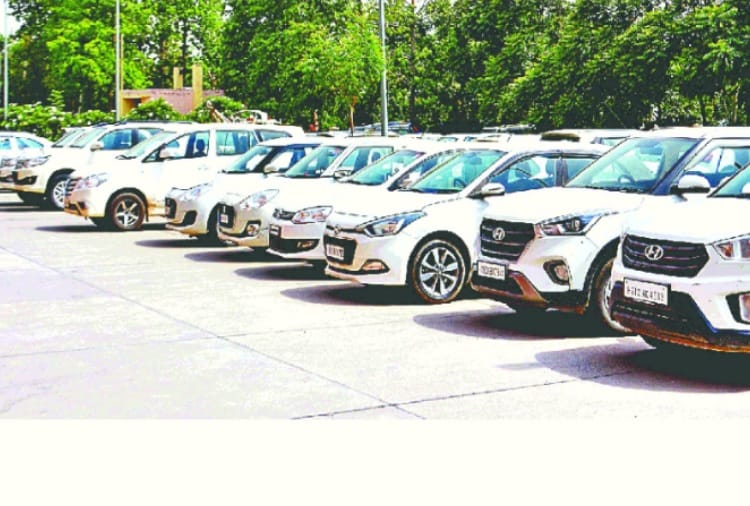 Mohali police arrested four interstate thieves and recovered 21 luxury cars