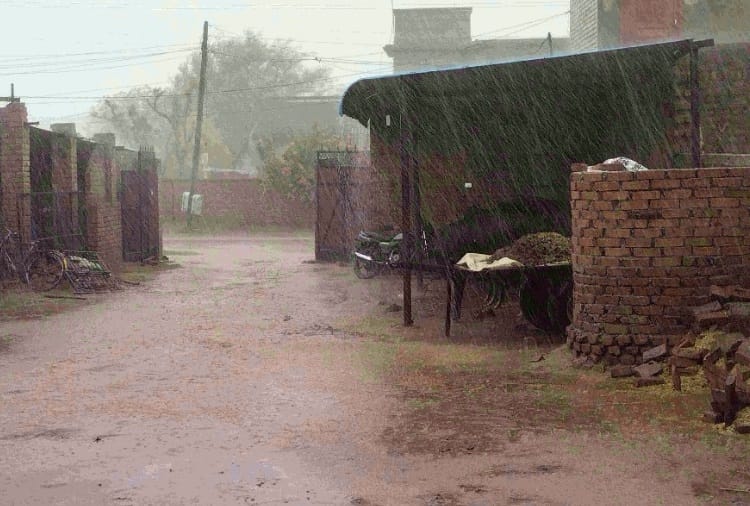 Demand of Electricity lessen after rain in Punjab