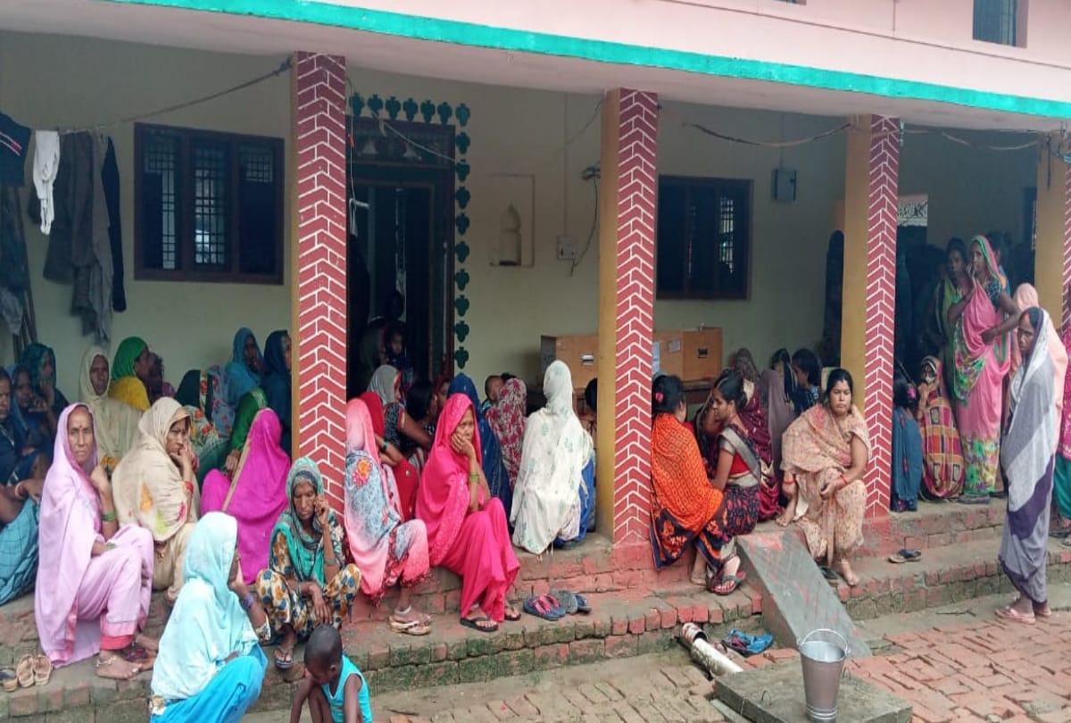 dead body of an army soldier arrived in village at sant kabir nagar