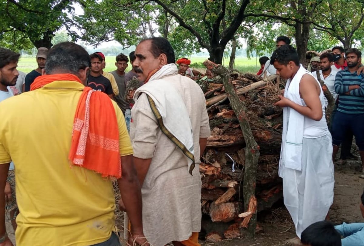 dead body of an army soldier arrived in village at sant kabir nagar
