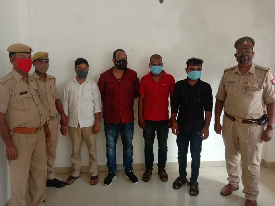 Driver and three arrested by Varanasi police for missing 35 tonnes of wheat including truck