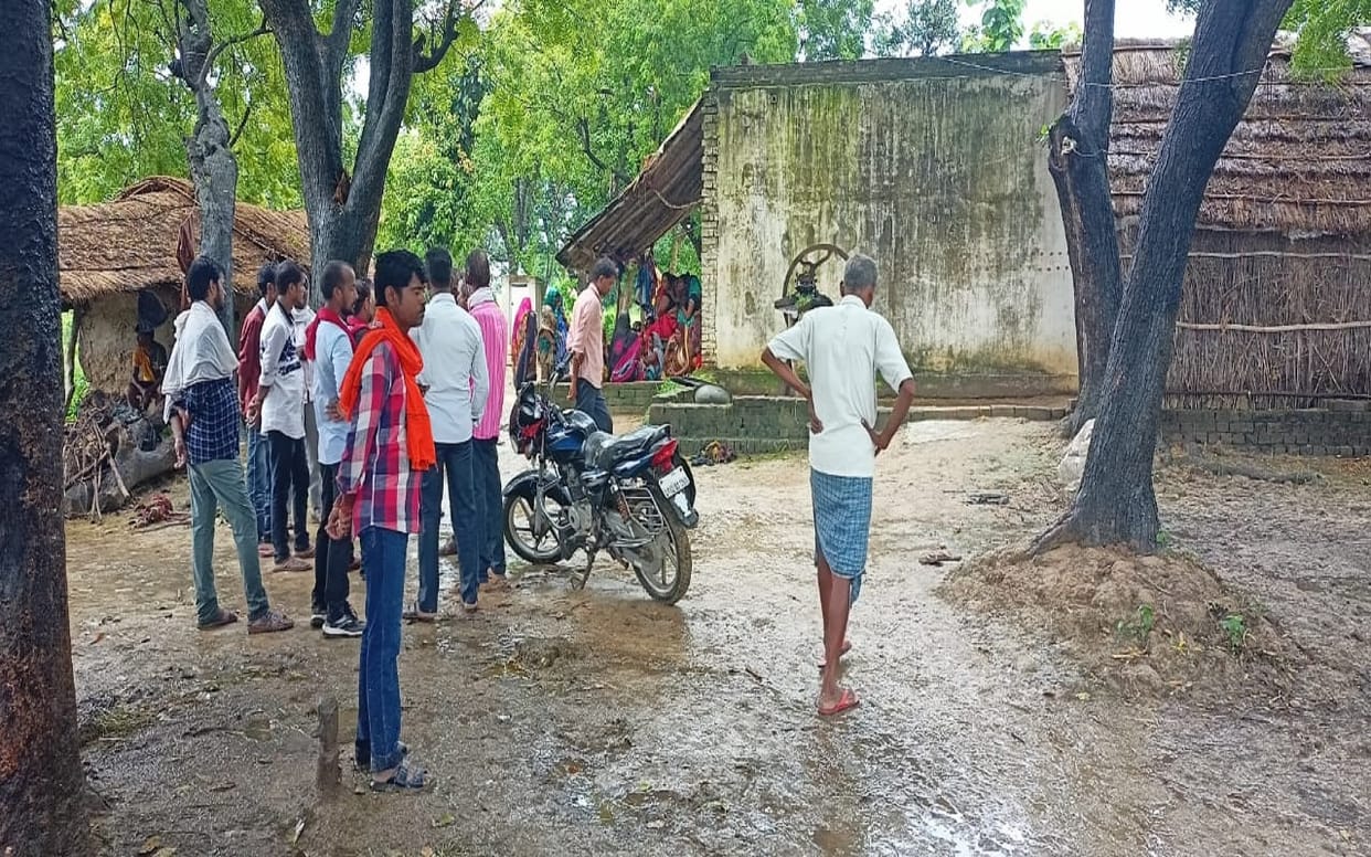 Three youth killed in road accident in jaunpur after his bike hit by unknown vehicle all were going to hospital