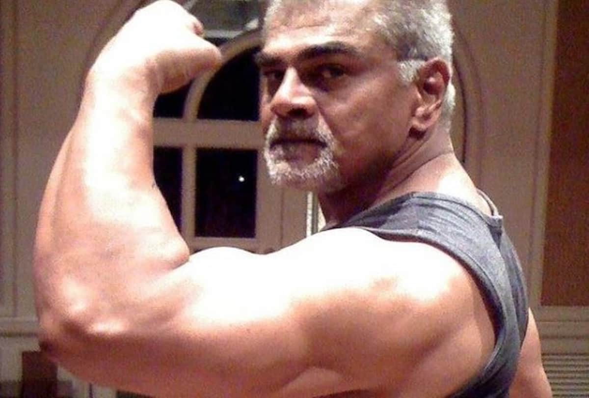 Sharat Saxena flaunts his fit body at the age of 71 transformation looks goes viral