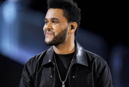 Angelina jolie rumoured to be dating the weeknd spotted meeting for dinner in restaurant