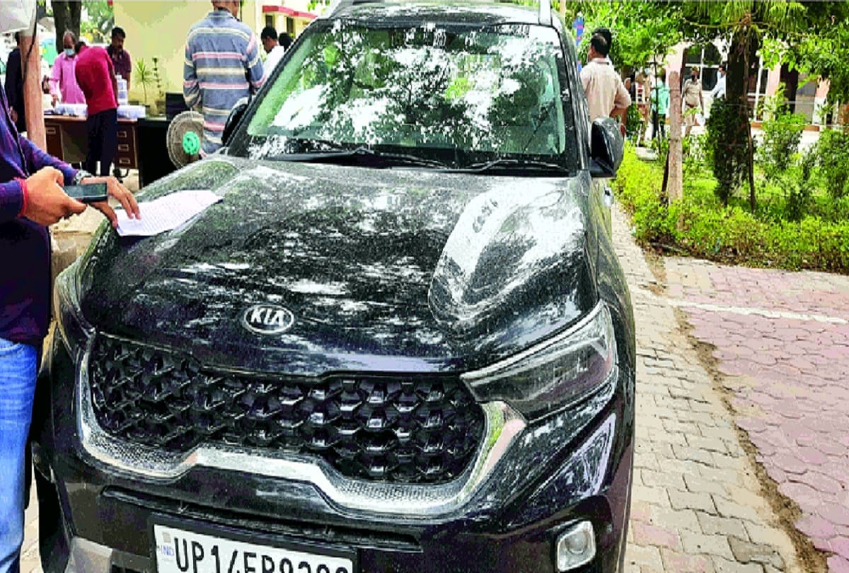 Three brothers were running illegal pistol factory in Greater Noida