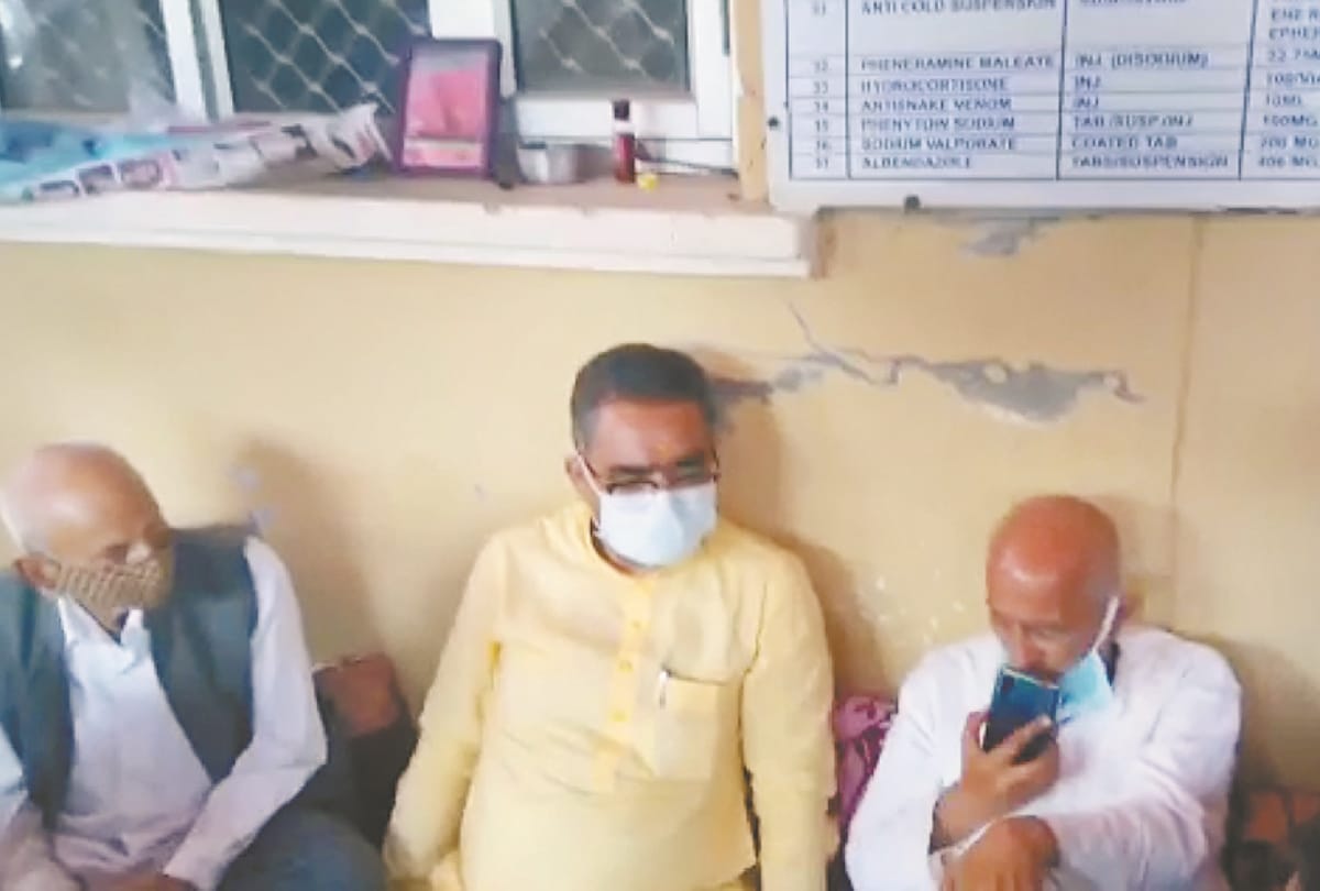 Himachal News: cm jairam thakur call on phone philanthropist Deshbandhu on hunger strike