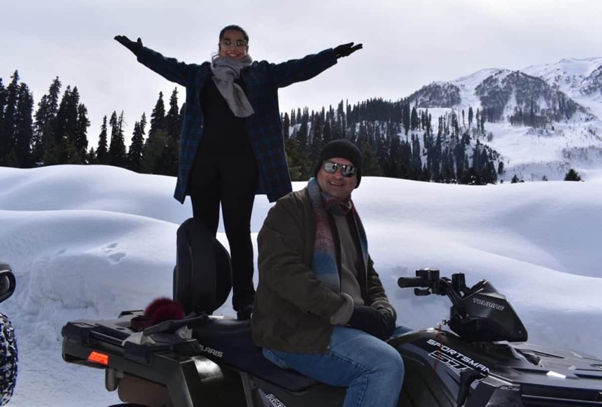 Indian army honoured Vidya Balan by giving firing range her name in gulmarg