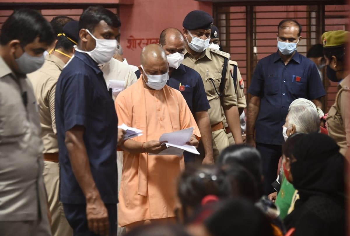 public Hope from CM janta Darbar now in Gorakhpur