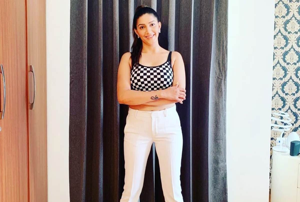 dancing queen sapna choudhary look stunning in these clothes see photos