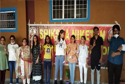 JKBOSE 12th Result Auto driver's daughter and Divyang student performed brilliantly