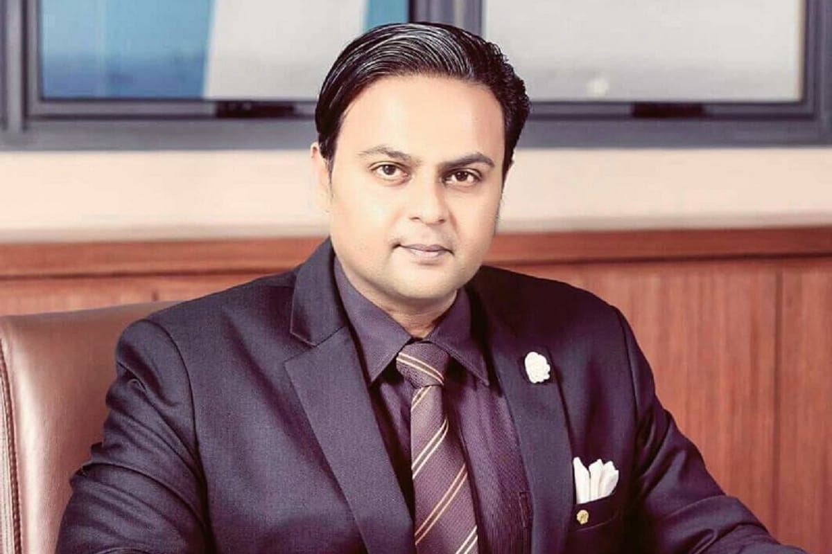 Former Maldives minister arrested in Sri Lanka in a child molestation case