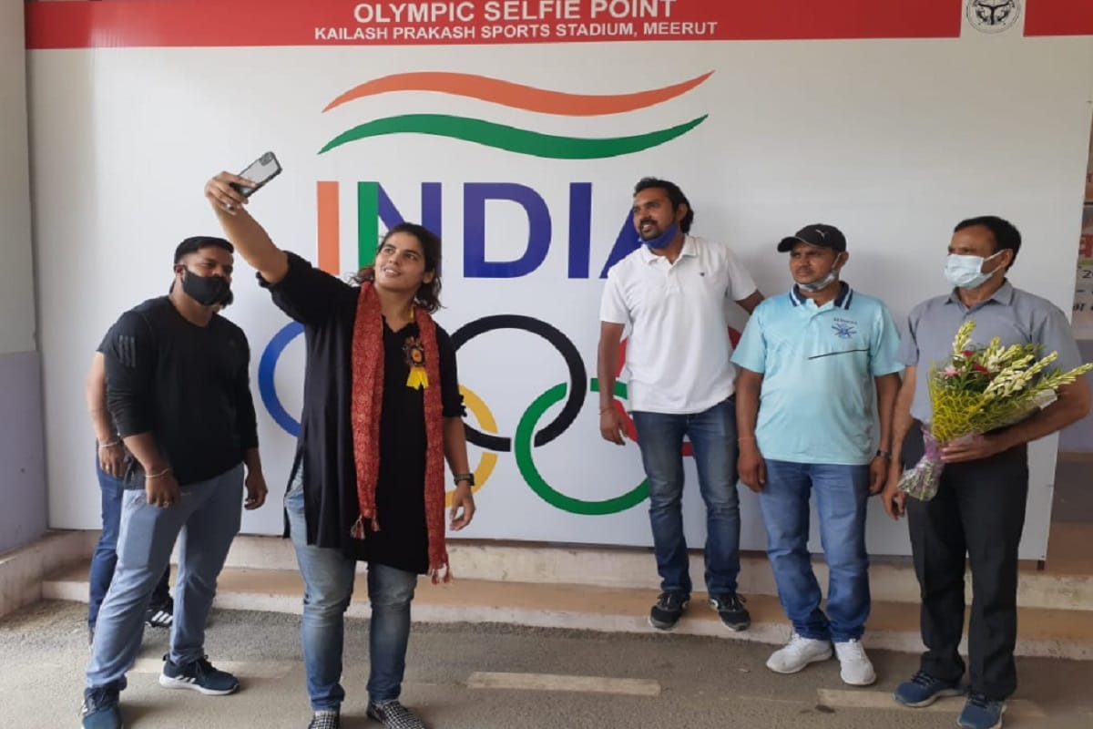 Olympian Judo player Garima Chaudhary honored at Kailash Prakash Stadium in Meerut