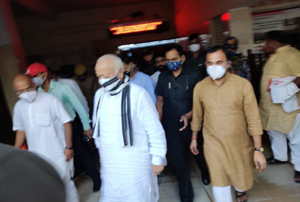 rss chief mohan bhagwat in chitrakoot: Sangh chief Mohan Bhagwat reached Chitrakoot to take part in Chintan Shivir