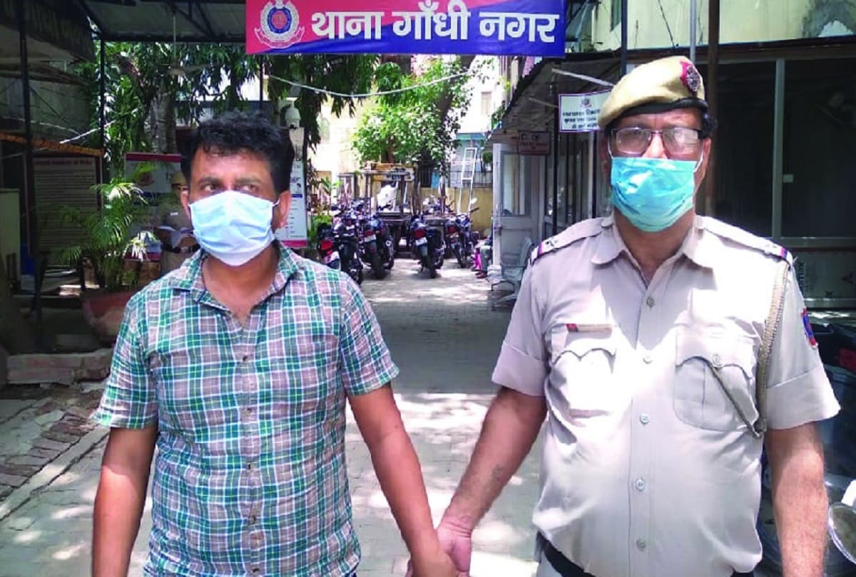 National party leader arrested for kidnapping youth in delhi