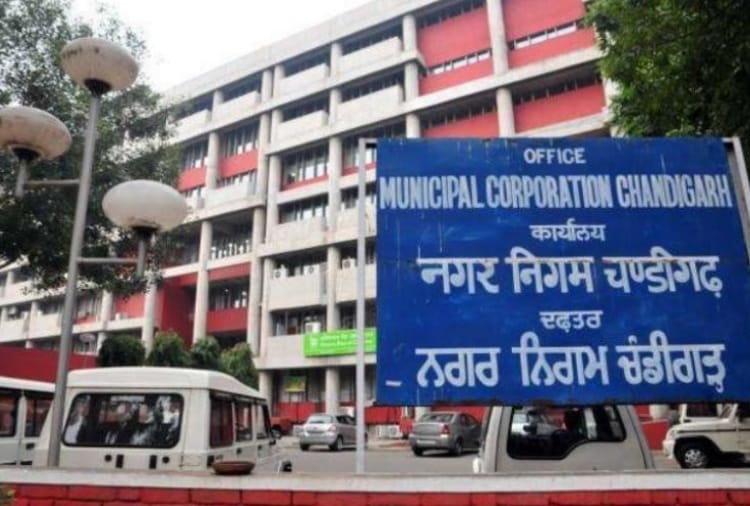 Chandigarh Municipal Corporation decided to Privatize Sanitation system of Sector 1-30  