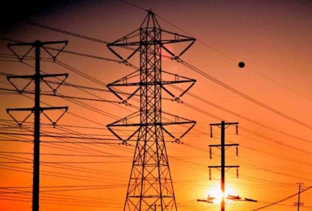 Electricity demand crosses 700 MW for the second time in a week in kanpur