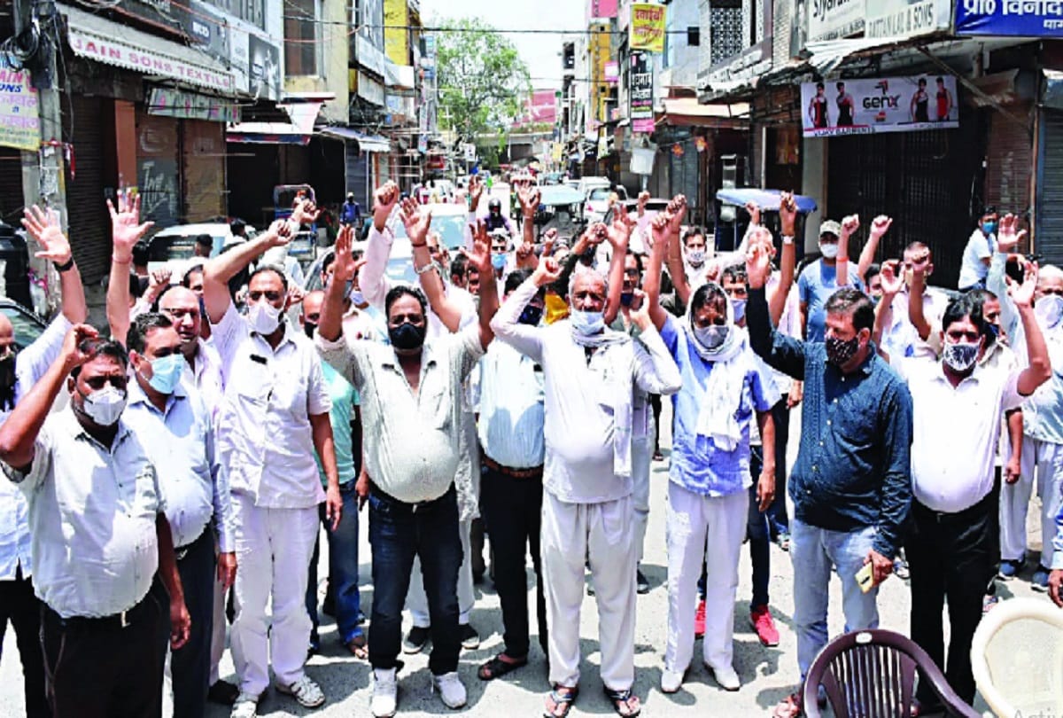 Joint Action Committee consisting of Police, MCD and Market Association